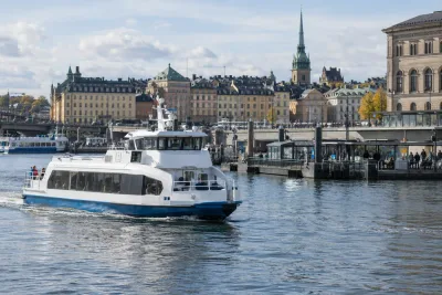 Partier vill ändra pendelbåtstrafiken i Stockholm