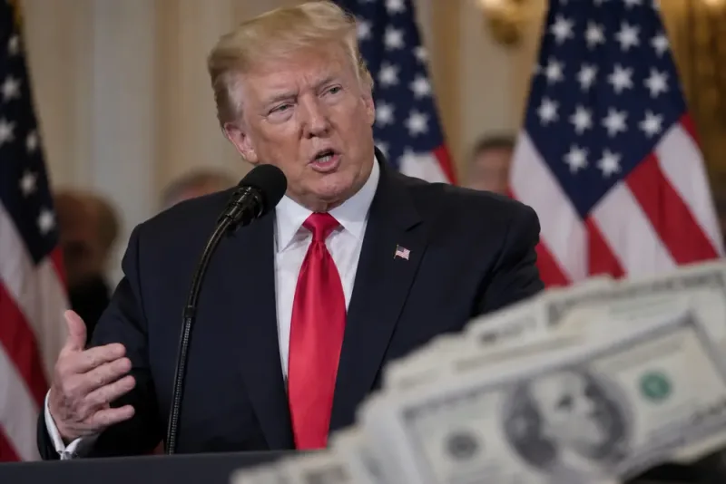 Trumps löfte om 5 000 dollar möter hård kritik