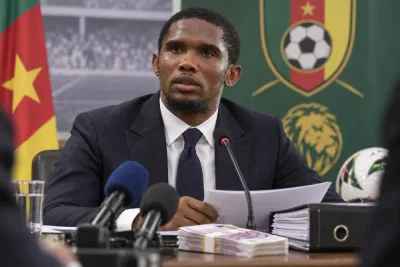 Samuel Eto’o pekas ut i miljonhärva