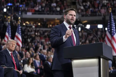 JD Vance angriper Demokraterna inför mellanårsvalet