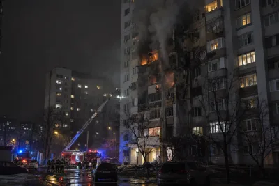 Ryska drönarattacker skadar minst åtta i Kiev