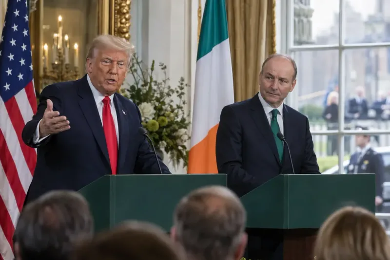 Donald Trump öppnar för ett enat Irland
