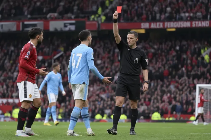 Phil Foden såg rött på Old Trafford