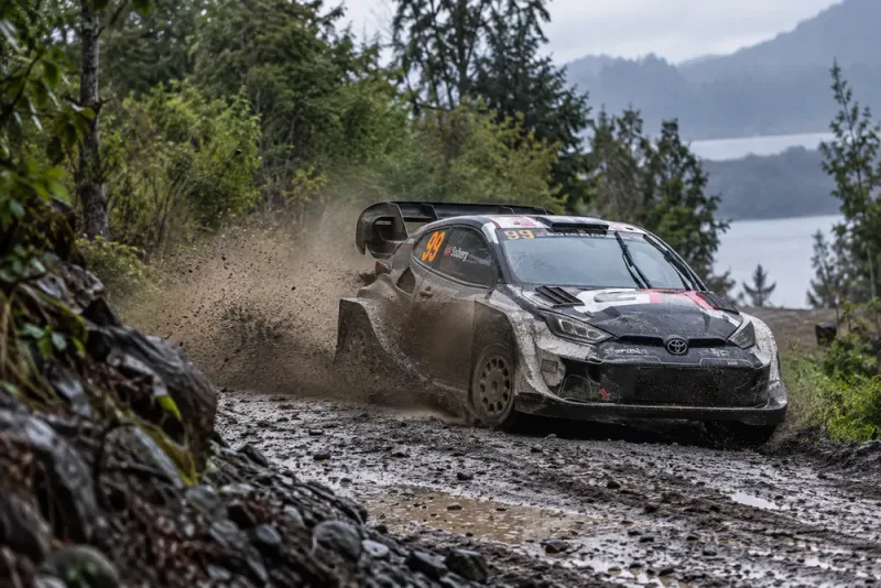 Oliver Solberg mot seger i Chile