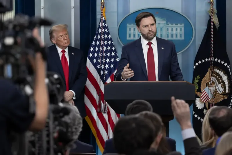 Trump låter toppnamn sköta Vita husets pressmöten