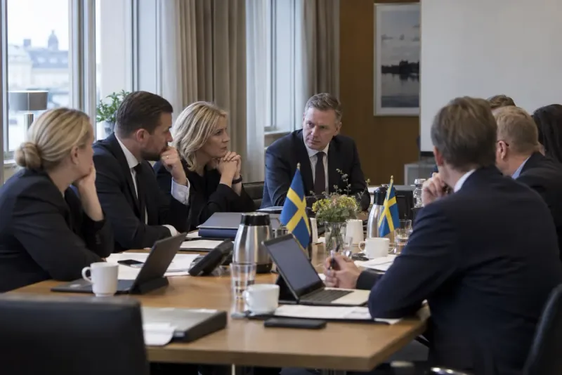 SD-ledningen diskuterar väg framåt efter valet