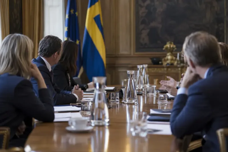 Vänsterpartiet står fast vid krav på regeringsplats