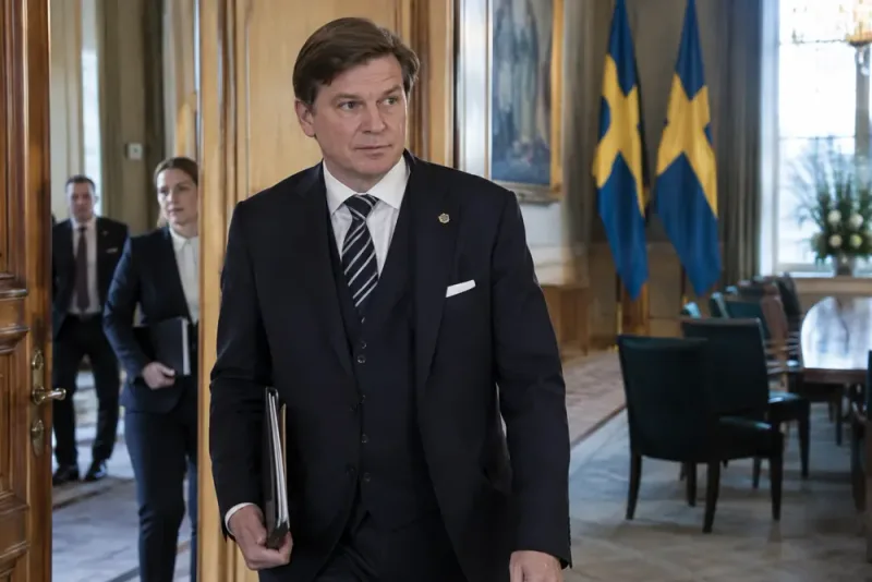 Andreas Norlén inleder regeringssamtal efter statsministerns avgång