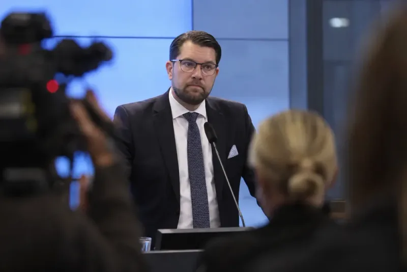Jimmie Åkesson kommenterar valresultatet efter SD-tapp