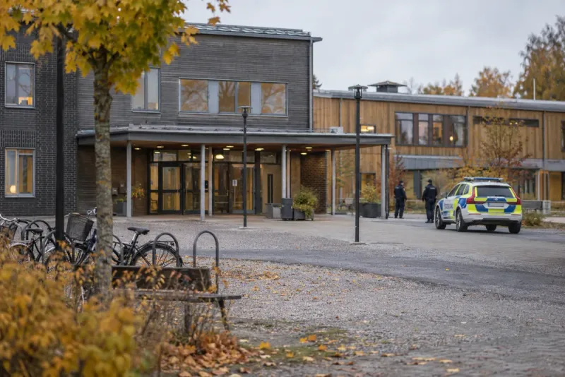 Vallhallaskolan stängs efter hot om skoldåd