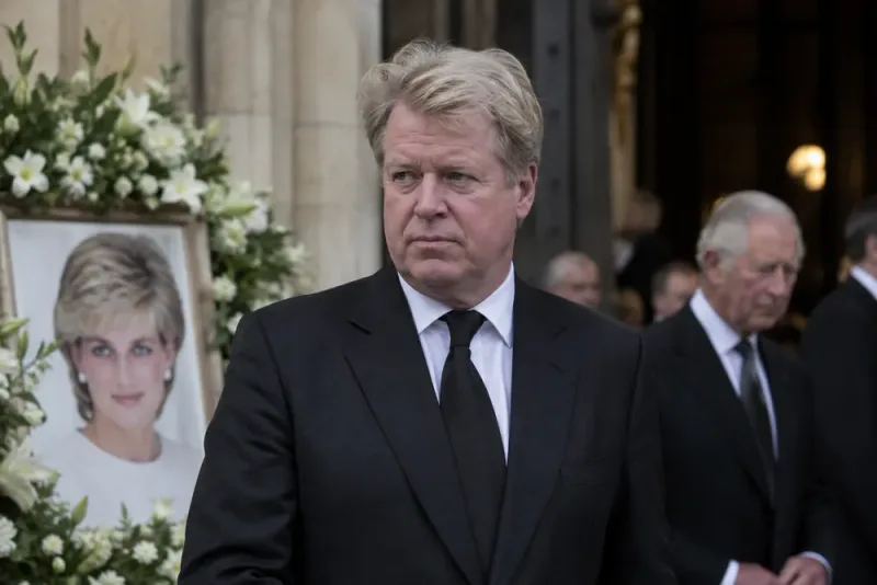 Charles Spencer försvarar uppgifter om kung Charles