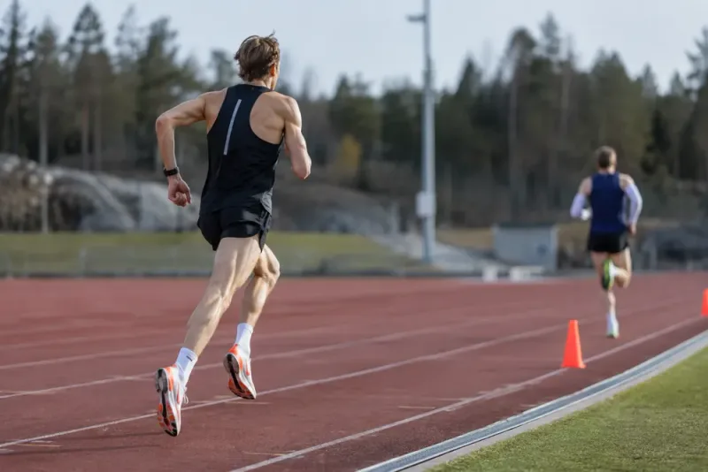 Andreas Almgrens superpass väcker starka reaktioner