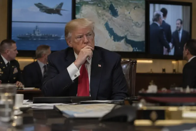 Donald Trump väger tre vägar i Irankriget