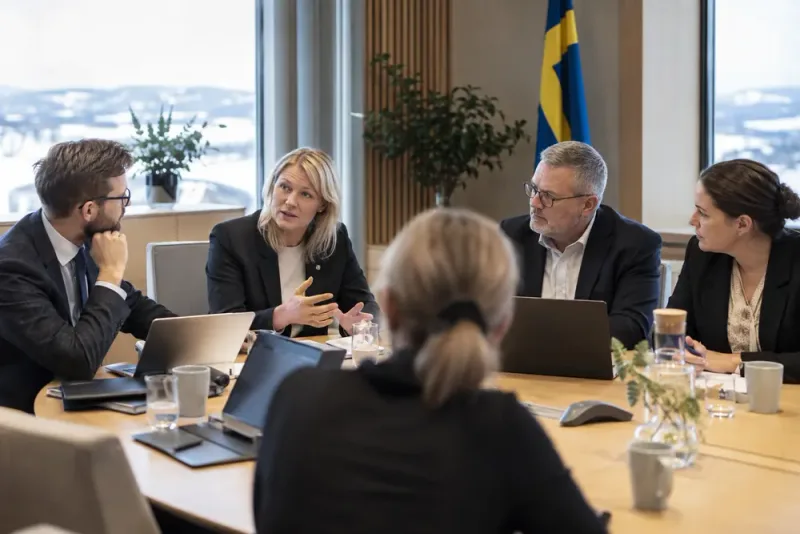 Regionalt C-V-samarbete trots nationell regeringsgräns