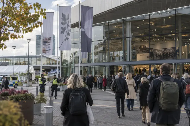 Bokmässan polisanmäls på nytt inför IDF-samtal