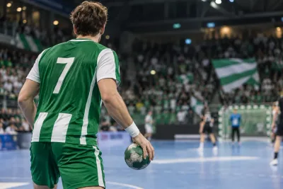 Elliot Stenmalm söker nytändning i Hammarby