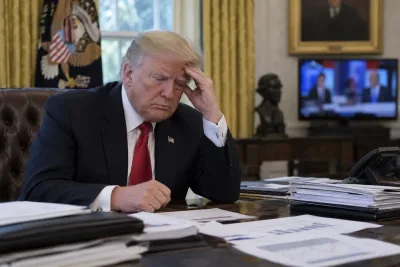Motgångar pressar Donald Trump inför mellanårsvalet