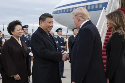 Xi Jinping anländer till USA inför toppmöte