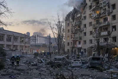 20 skadade efter omfattande anfall mot Kiev