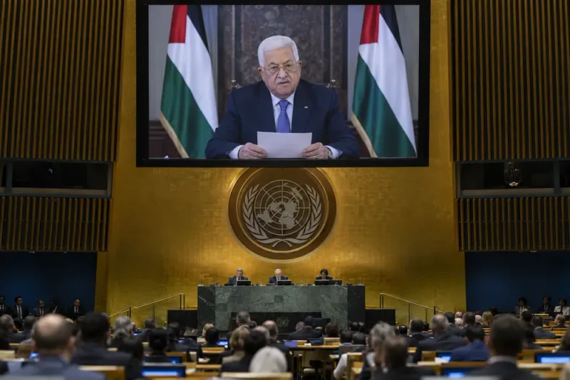 Mahmud Abbas varnar för hot mot palestiniernas existens