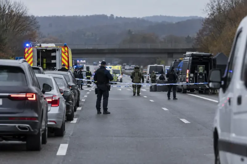 Sprängämnesspår upptäckta efter hot på belgisk motorväg