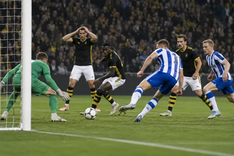 Johan Mjällby riktar skarp kritik mot AIK:s försvar