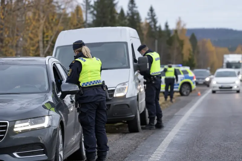 Polisen grep internationellt efterlysta under nationell trafikinsats