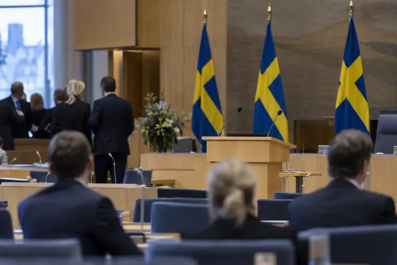 Magdalena Andersson nedröstad – regeringsbildningen fortsätter