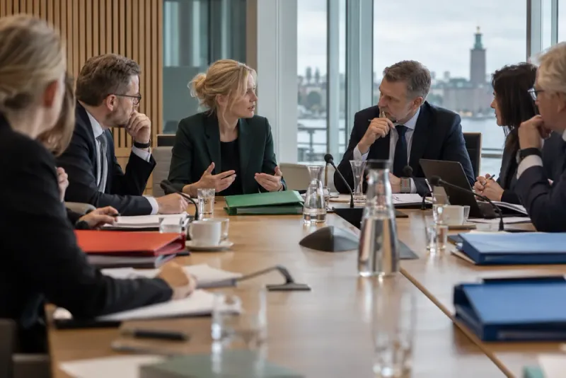 Centerpartiets interna valstrategi avslöjar angrepp mot S, V och MP