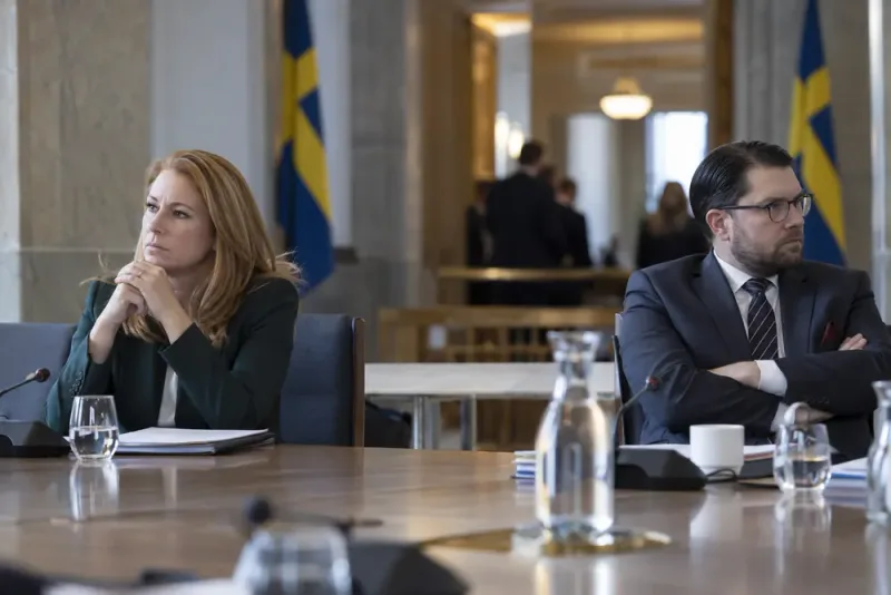 Migrationspolitiken låser samtalen mellan Centerpartiet och Sverigedemokraterna