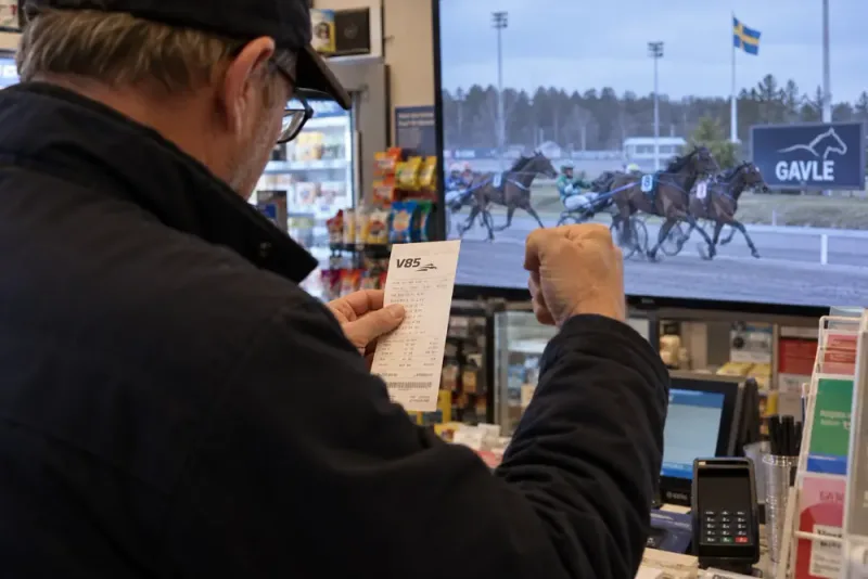 Henrik Vibergs sena ändring gav miljonvinst på V85