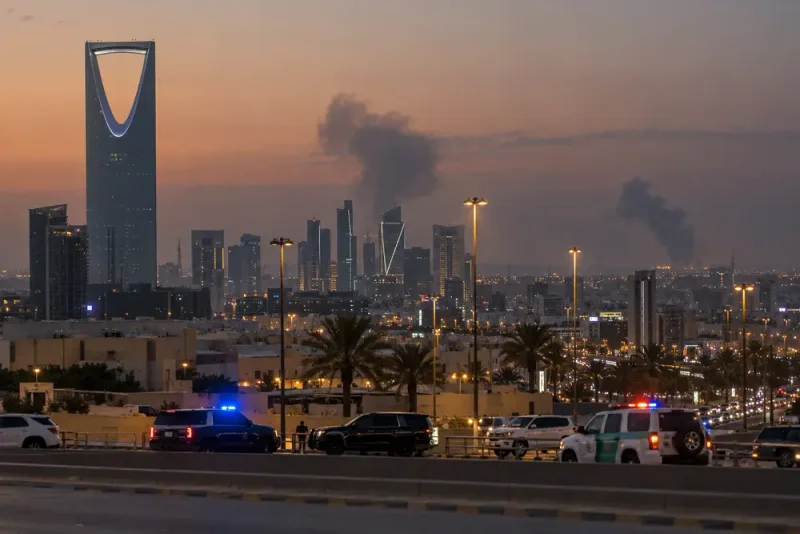 Explosioner skakar Riyad – myndigheter häver säkerhetslarm