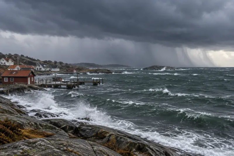 Stormen Austen når Sverige på söndag – kraftiga vindar väntas