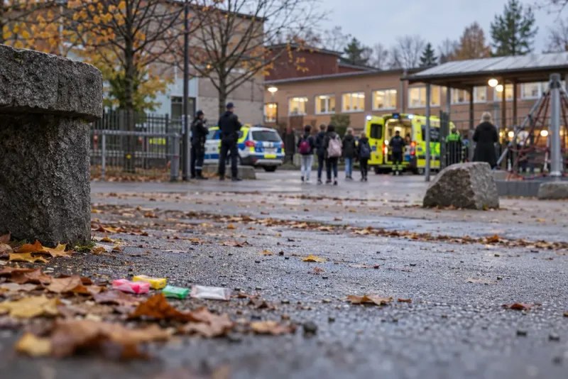 Fyra barn till sjukhus efter misstänkt narkotikafynd