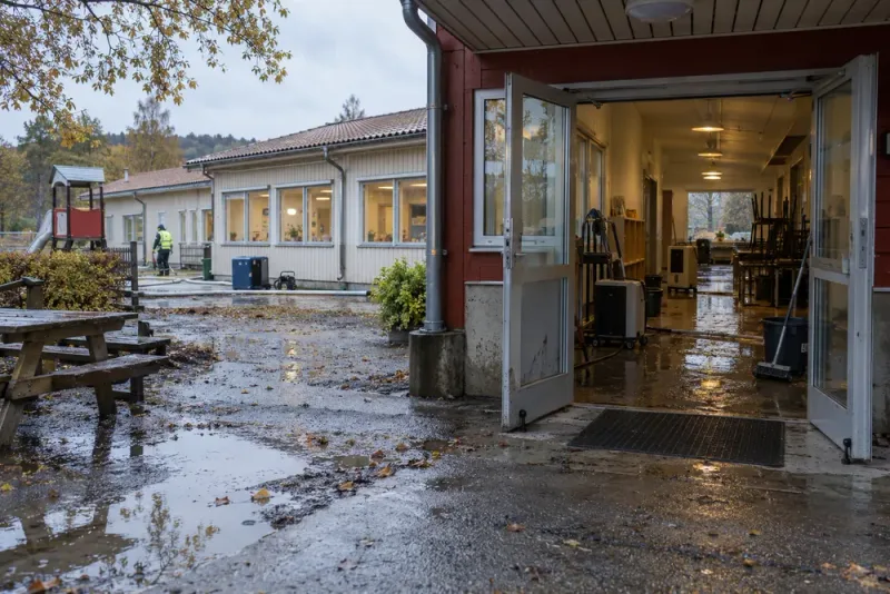 Översvämningen tvingar Bro skola att stänga till slutet av februari