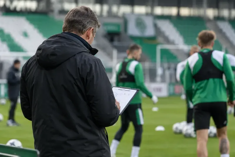 Mikael Hjelmberg planerar stora förändringar i Hammarby