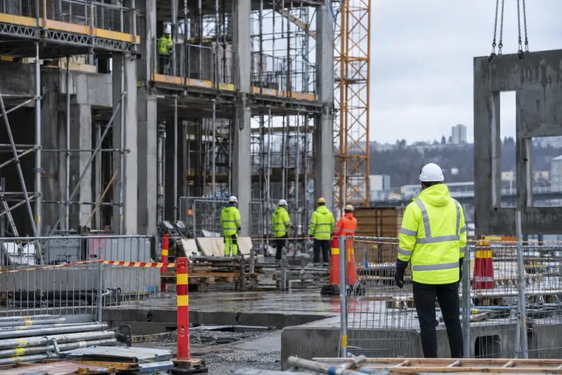 Åklagare kräver tydligare ansvar efter dödsolyckor på jobbet