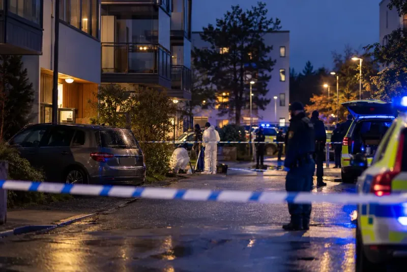 Mordutredning efter dödsskjutning i Bagarmossen – ingen gripen