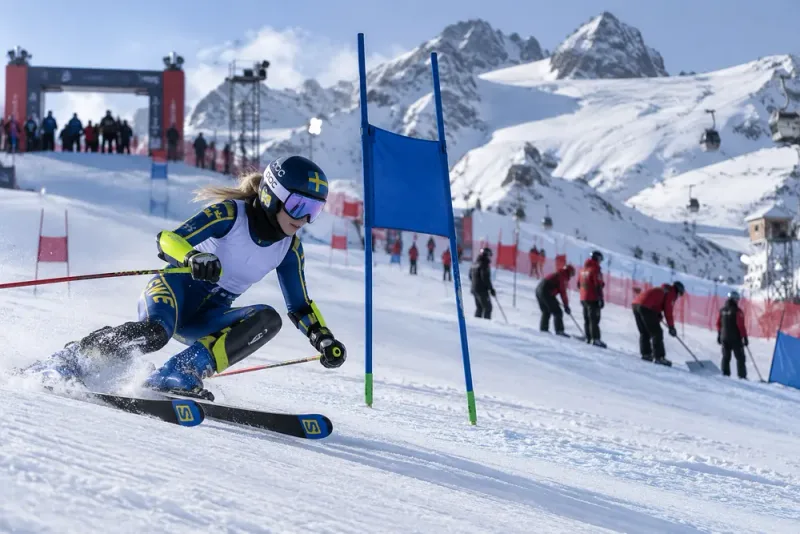 Försenad start i Sölden – svenskorna redo för premiär