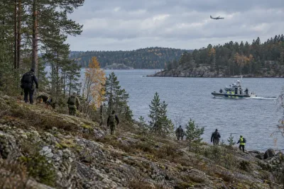 Stina försvunnen – polis och militär söker i Djäknesundet