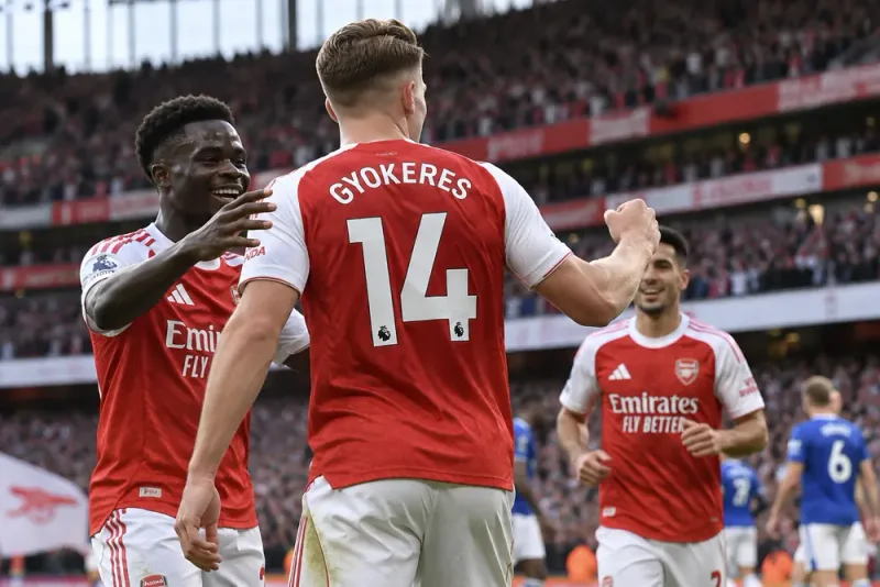 Viktor Gyökeres tillbaka från start när Arsenal vann