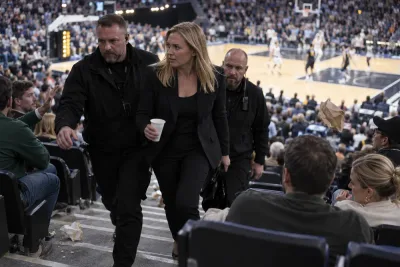 Britt McHenry lämnar Trumpadministrationen efter bråk på NBA-match