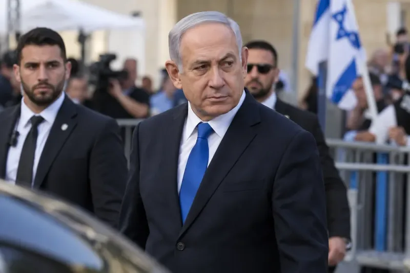 Benjamin Netanyahu riskerar förlora makten efter israeliska valet