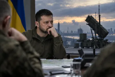 USA dröjer med luftvärnsrobotar – Volodymyr Zelenskyj kräver besked
