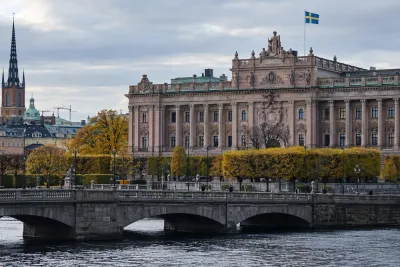 Moderaternas uppgång ger Tidöpartierna ledning över oppositionen