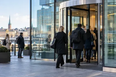 Arbetslösheten minskar i hela Stockholms län – 4 600 färre utan jobb