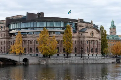 Tidigare C-chef vill se samarbete med Vänsterpartiet