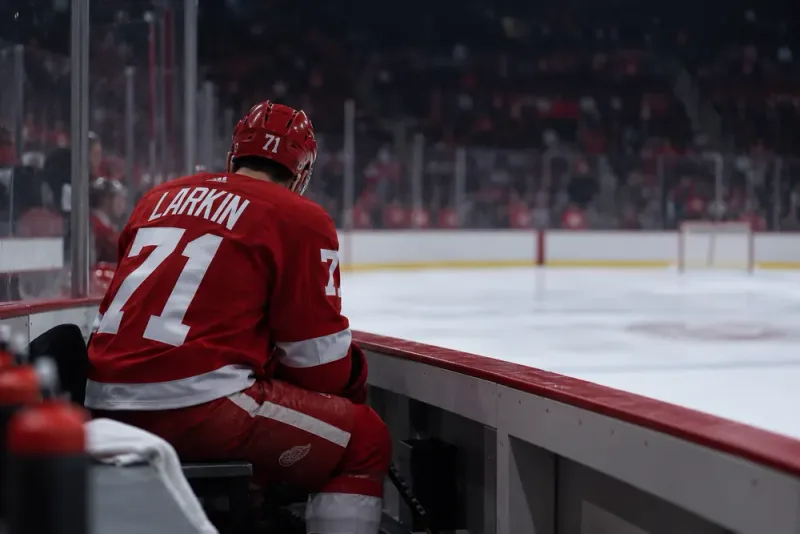 Dylan Larkin vägrar spela – förlorar miljonbelopp