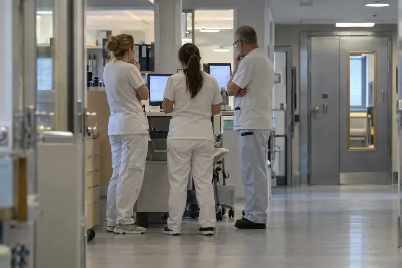 Tre anställda stängdes av efter allvarliga vårdbrister