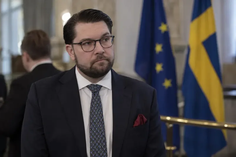 Jimmie Åkesson kräver rättning i leden om svenskhet